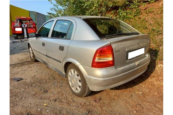 opel astra g berlina del año 1999