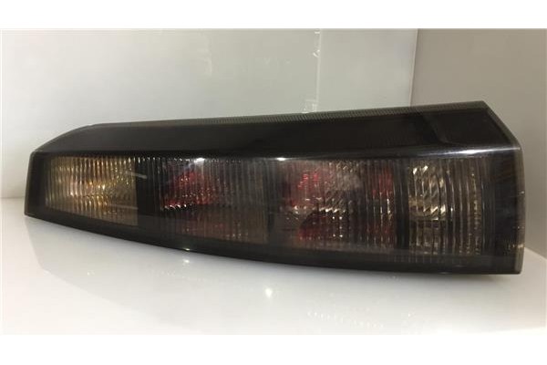Recambio de piloto trasero derecho para opel meriva (2003) 1.7 cdti referencia OEM IAM   