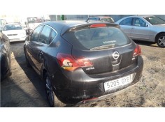 opel astra j del año 2010