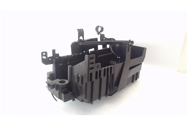 Recambio de soporte bateria para opel astra j 1.6 referencia OEM IAM 13354419  