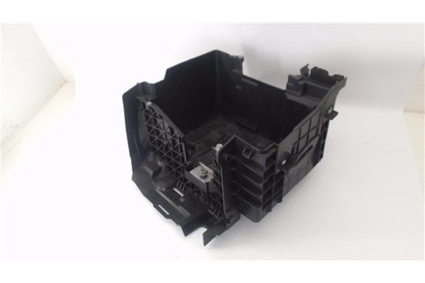 Recambio de soporte bateria para renault megane iv berlina 5p 1.2 experience referencia OEM IAM 244280018R 244280249R 