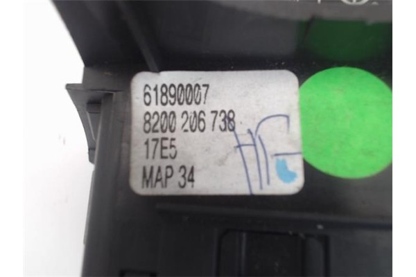 Recambio de mando de luces para renault scenic ii (jm) referencia OEM IAM 8200206738 61890007 