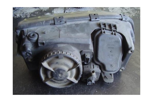 Recambio de faro delantero izquierdo para volvo v70 familiar 2.5 referencia OEM IAM 8628617  