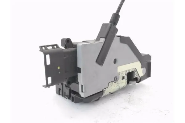 Recambio de cierre electromagnetico trasero derecho para peugeot 3008 1.6 hdi referencia OEM IAM 9138Z9 24099158 