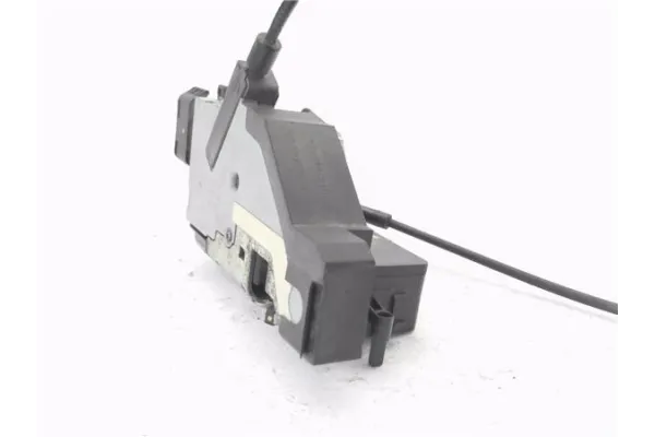 Recambio de cierre electromagnetico trasero derecho para peugeot 3008 1.6 hdi referencia OEM IAM 9138Z9 24099158 