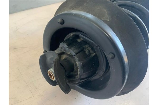 Recambio de amortiguador delantero derecho para renault grand scenic iv 1.2 tce referencia OEM IAM 543021249R 742284SP 543022368