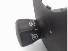 Recambio de mando de luces para renault scenic ii (jm) referencia OEM IAM 8200206738 61890007 