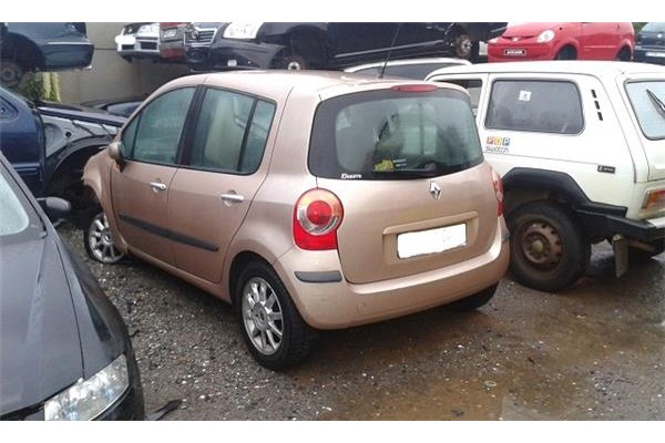 renault modus i (2004) del año 