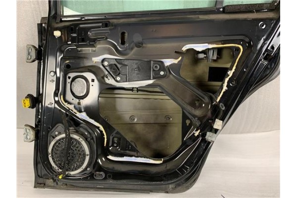 Recambio de puerta trasero derecha para citroen c4 grand picasso referencia OEM IAM 9008P6  