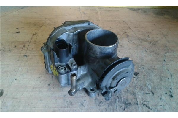 Recambio de caja mariposa aire para volkswagen polo iii (6n1) 1.4 air referencia OEM IAM 030133064F 408237130004 