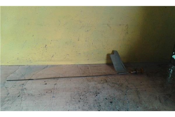 Recambio de varilla nivel aceite para citroen saxo 1.5 d referencia OEM IAM 117423 VJZ 