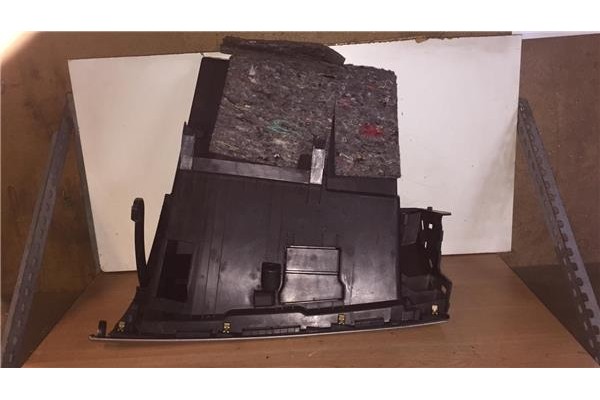 Recambio de guantera salpicadero para renault clio iii 1.5 dci (br17, cr17) referencia OEM IAM 8200407712 8200407713 