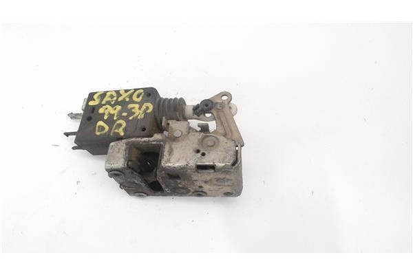 Recambio de cierre electromagnetico delantero derecho para citroen saxo 1.5 d referencia OEM IAM 913688  