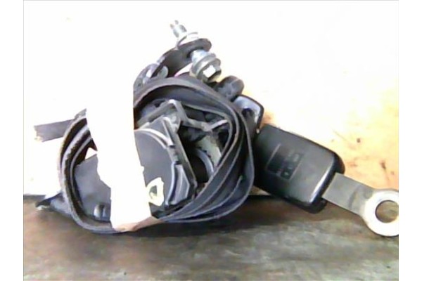 Recambio de juego cinturones delantero para nissan vanette cargo (hc23) 1.6 i referencia OEM IAM 868457C 868447C 