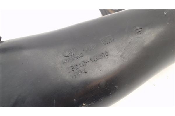 Recambio de carcasa filtro aire para kia rio (jb) 1.4 16v referencia OEM IAM 282101G200  