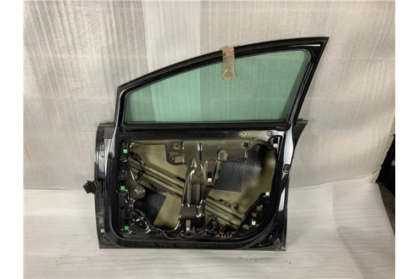 Recambio de puerta delantero derecha para seat leon (1p1) referencia OEM IAM 1P0831056A  