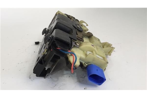 Recambio de cierre electromagnetico delantero izquierdo para seat ibiza (6l1)(04.2002 ) 1.9 sdi referencia OEM IAM 3B1837015AM 9