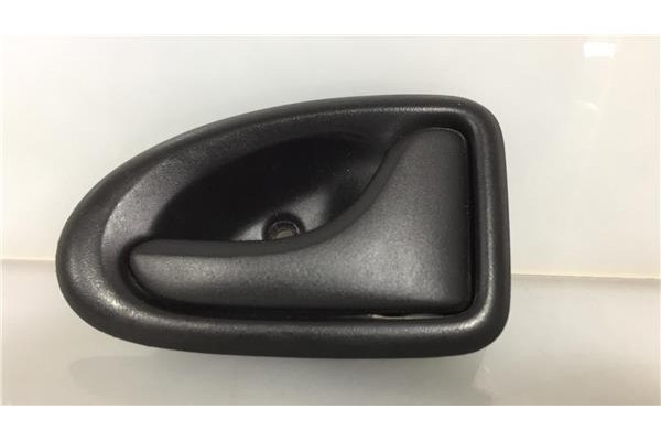 Recambio de manilla int. puerta delantero derecha para renault master ii furgón (fd) 1.9 dti referencia OEM IAM   