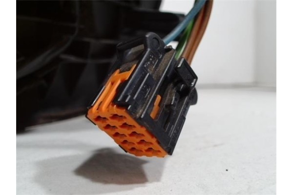 Recambio de retrovisor electrico izquierdo para peugeot 206 1.4 hdi eco 70 referencia OEM IAM 8148YC 6164283 1608264280 , PEUGEO