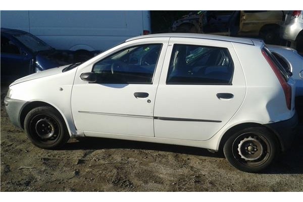 fiat ii punto (188) berlina del año 2000