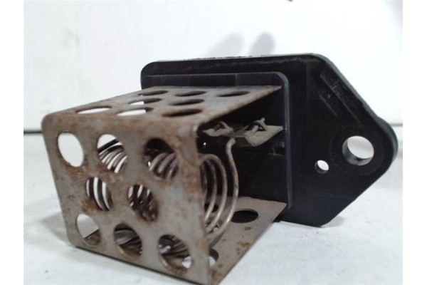 Recambio de regulador ventilador climatizacion para peugeot 206 1.4 hdi eco 70 referencia OEM IAM 9641212480  