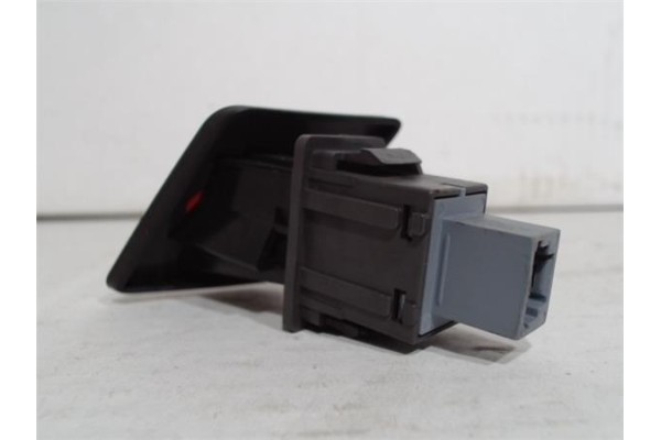 Recambio de interruptor luces emergencia para toyota yaris (ksp9/scp9/nlp9) 1.4 d-4d referencia OEM IAM 843320D0200927  