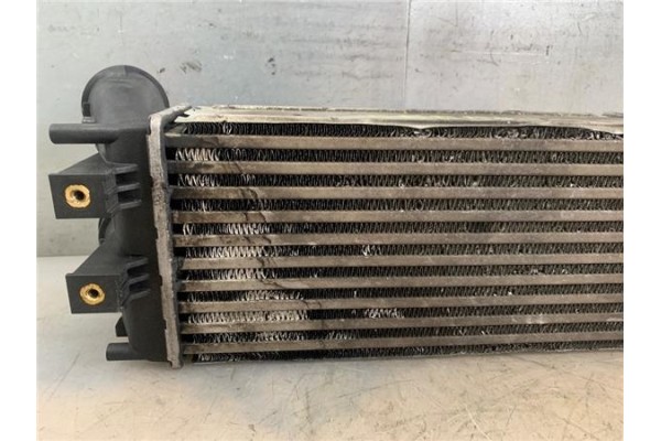 Recambio de intercooler para peugeot 3008 1.6 hdi referencia OEM IAM 384N9  