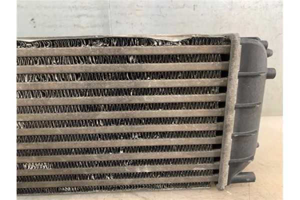 Recambio de intercooler para peugeot 3008 1.6 hdi referencia OEM IAM 384N9  