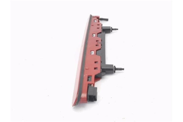 Recambio de luz central de freno para peugeot 3008 1.6 hdi referencia OEM IAM 9683461480  