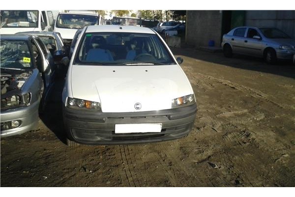 fiat ii punto (188) berlina del año 2000