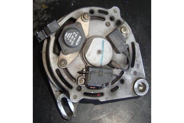 Recambio de alternador para seat ibiza 1.5 i cat referencia OEM IAM 68903017TX 9120144287 