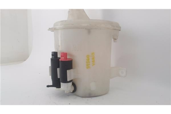 Recambio de deposito limpiaparabrisas para toyota yaris (ncp1/nlp1/scp1) 1.4 d-4d referencia OEM IAM 853150D010  