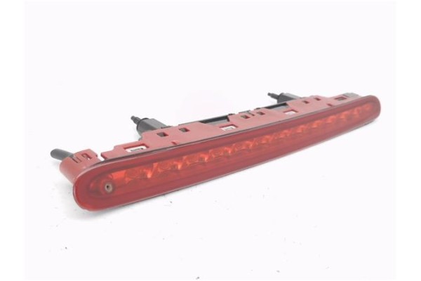 Recambio de luz central de freno para peugeot 3008 1.6 hdi referencia OEM IAM 9683461480  