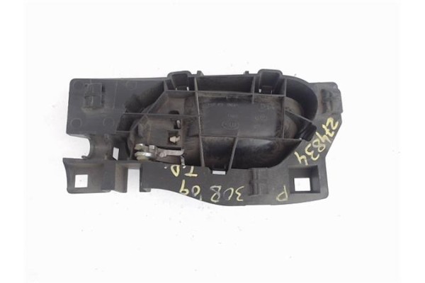 Recambio de manilla int. puerta trasero derecha para peugeot 308 1.6 confort referencia OEM IAM 9144C8  