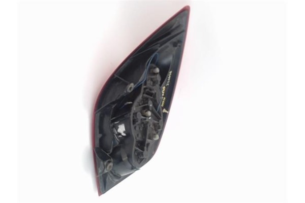 Recambio de piloto trasero izquierdo para nissan primera hatchback (p12) 1.6 referencia OEM IAM 26555AU210 26555AU21B 