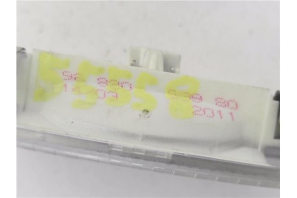 Recambio de luz trasero central techo para peugeot 3008 1.6 hdi referencia OEM IAM 9682068980 6362T9 