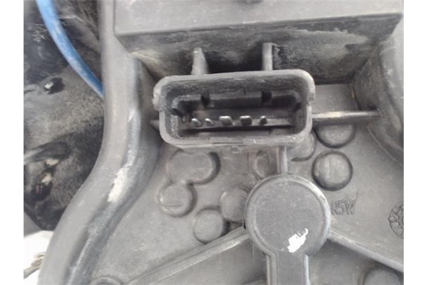 Recambio de piloto trasero izquierdo para nissan primera hatchback (p12) 1.6 referencia OEM IAM 26555AU210 26555AU21B 