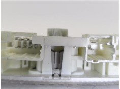 Recambio de luz trasero central techo para peugeot 3008 1.6 hdi referencia OEM IAM 9682068980 6362T9 