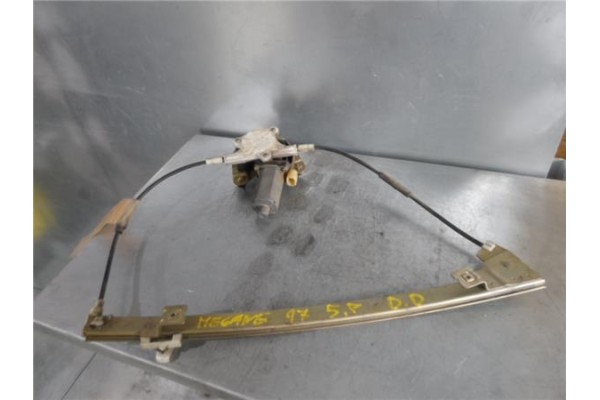 Recambio de mecanismo elevalunas delantero derecho para renault megane i (ba0/1_) referencia OEM IAM 130821721  