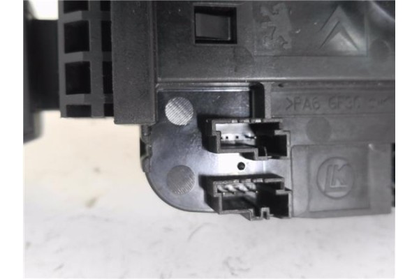 Recambio de mando intermitencia para peugeot 3008 1.6 hdi referencia OEM IAM 96667320XT 6242WQ 