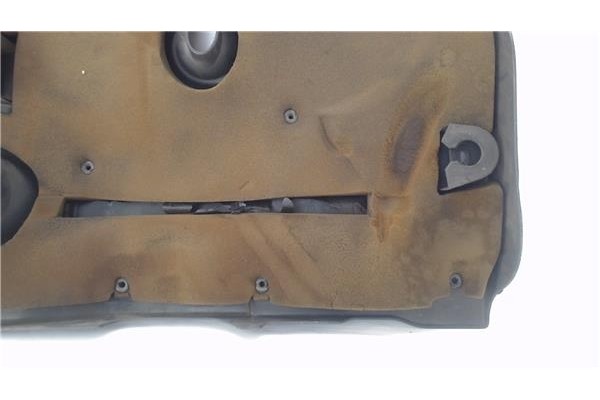 Recambio de tapa motor para renault scenic ii (jm) 1.5 dci (jm1f) referencia OEM IAM 8200404674 7701475457 