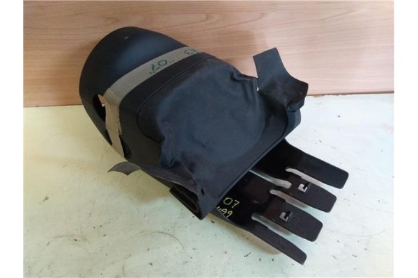 Recambio de embellecedor columna direccion para audi a3 (8p1) 1.4 tfsi ambiente referencia OEM IAM 8P0953516A  