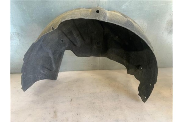 Recambio de protector pase rueda trasero derecho para renault grand scenic iv 1.2 tce referencia OEM IAM 767480117R 767481356R 