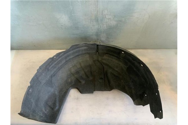 Recambio de protector pase rueda trasero derecho para renault grand scenic iv 1.2 tce referencia OEM IAM 767480117R 767481356R 