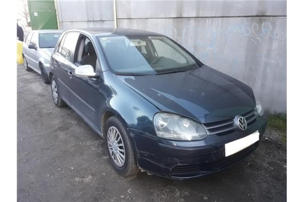 volkswagen golf v berlina (1k1)(2003) del año 