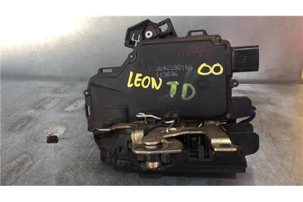 Recambio de cierre electromagnetico trasero derecho para seat leon (1m1) 1.8 20v t referencia OEM IAM 3B4839016A 113696 3B483901