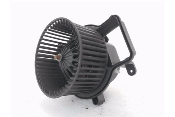 Recambio de motor calefaccion para peugeot 3008 1.6 hdi referencia OEM IAM 6441CP T3953001 