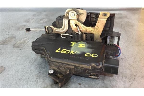 Recambio de cierre electromagnetico trasero izquierdo para seat leon (1m1) 1.8 20v t referencia OEM IAM 3B4839015A  