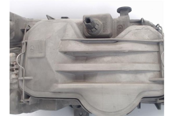 Recambio de faro delantero izquierdo para mercedes-benz clase c (bm 202) berlina referencia OEM IAM A2028200966  