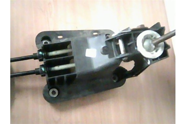 Recambio de varillas de cambio para citroen c3 1.4 attraction referencia OEM IAM 9808161780  